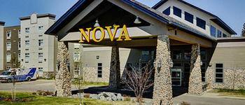 Chateau Nova Hotel Fort Mcmurray Eksteriør billede